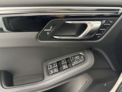 2024 Porsche Macan T