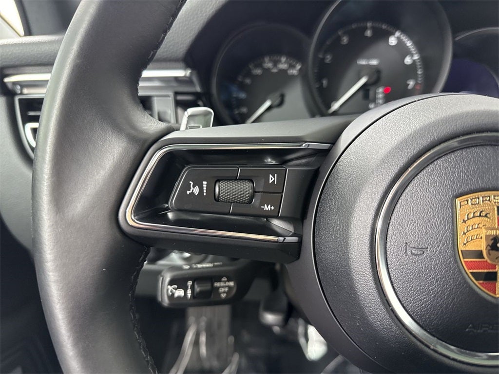 2024 Porsche Macan T