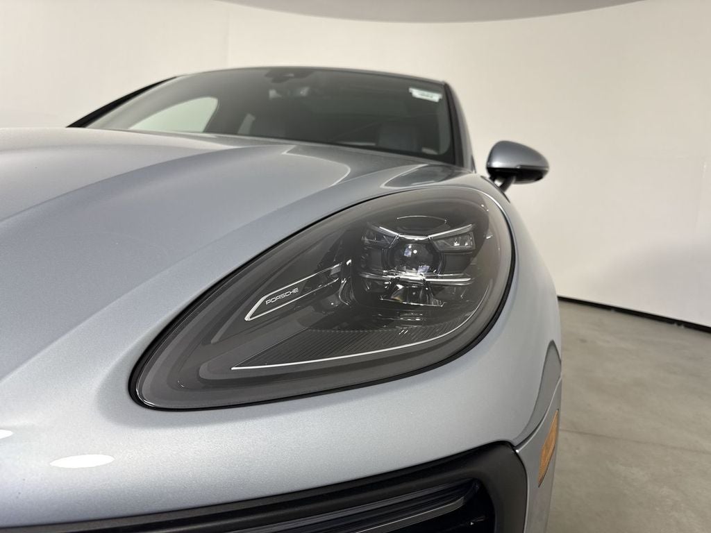 2024 Porsche Macan AWD