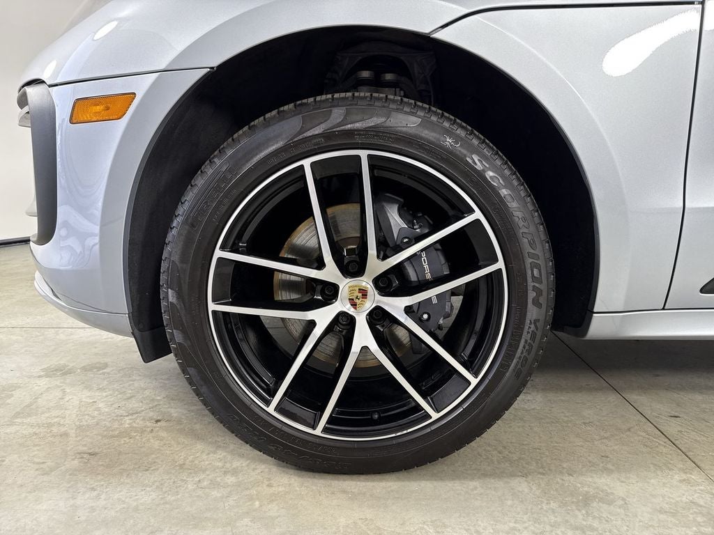 2024 Porsche Macan AWD