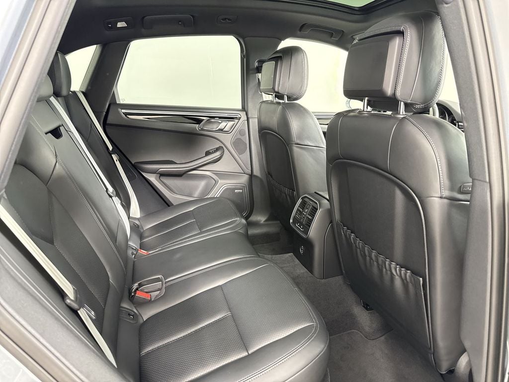 2024 Porsche Macan AWD
