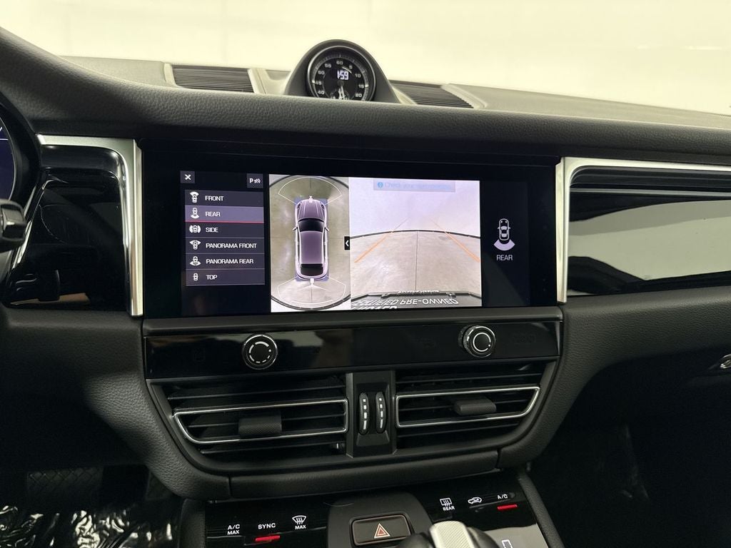 2024 Porsche Macan AWD