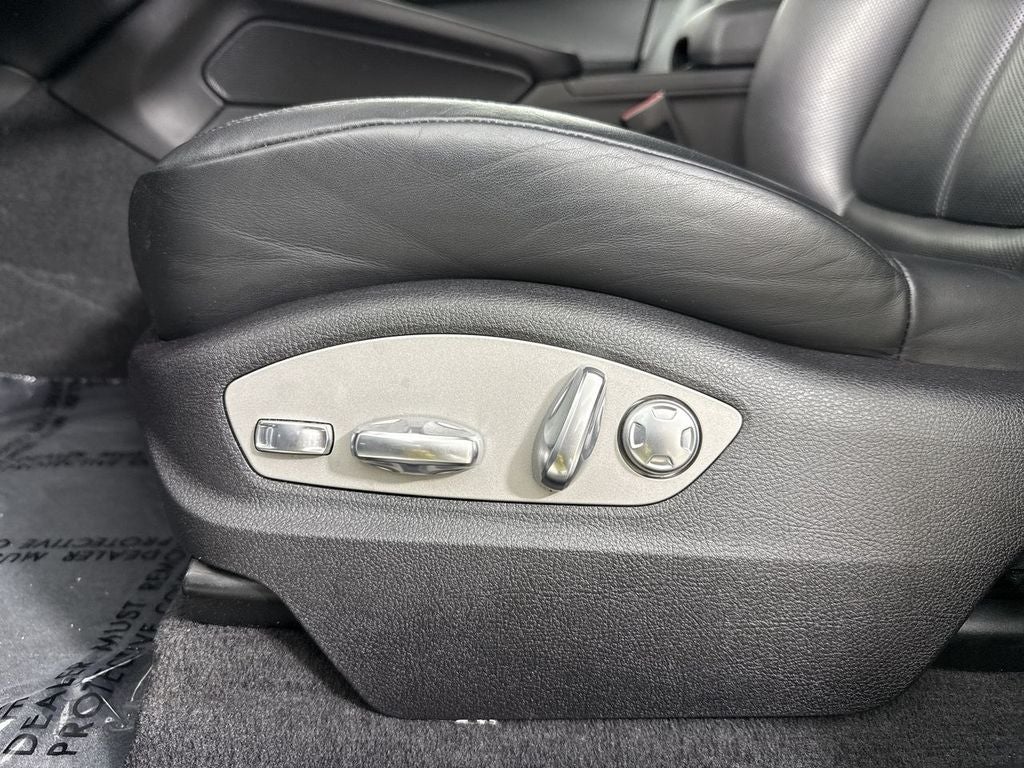 2024 Porsche Macan AWD