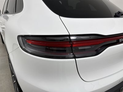 2025 Porsche Macan AWD