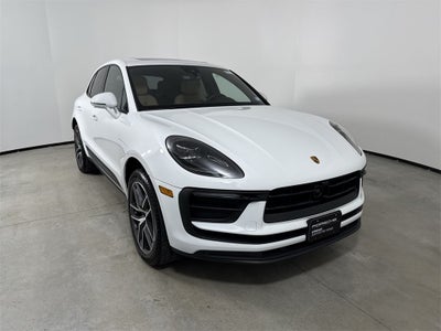 2025 Porsche Macan AWD