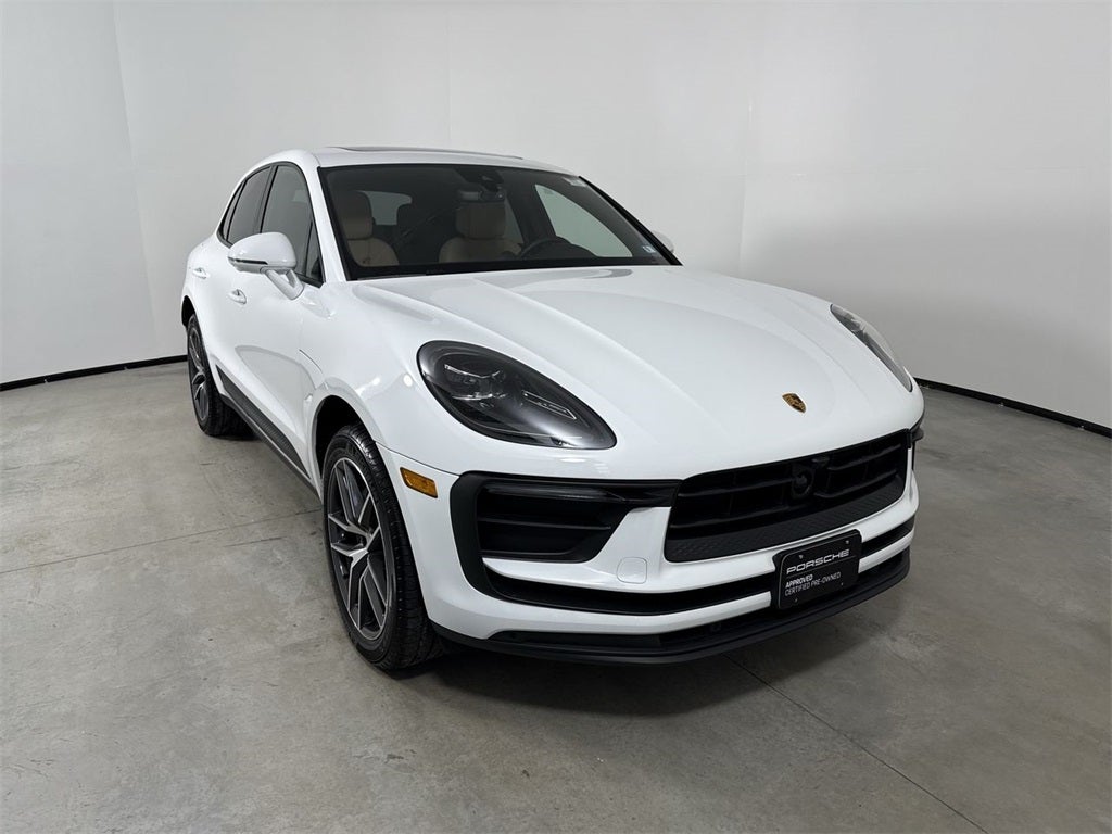 2025 Porsche Macan AWD