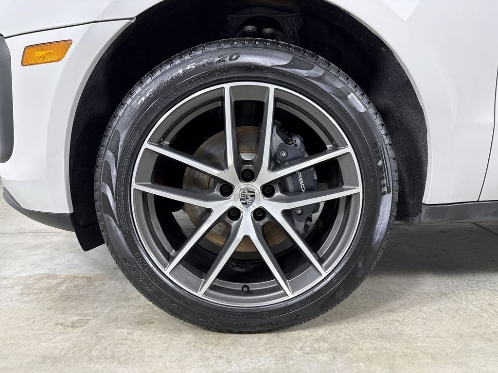 2025 Porsche Macan AWD