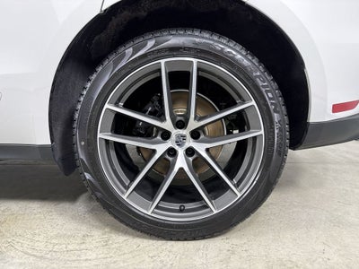 2025 Porsche Macan AWD