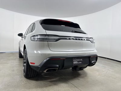 2025 Porsche Macan AWD