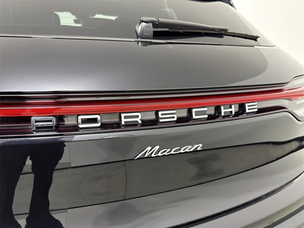 2026 Porsche Macan AWD