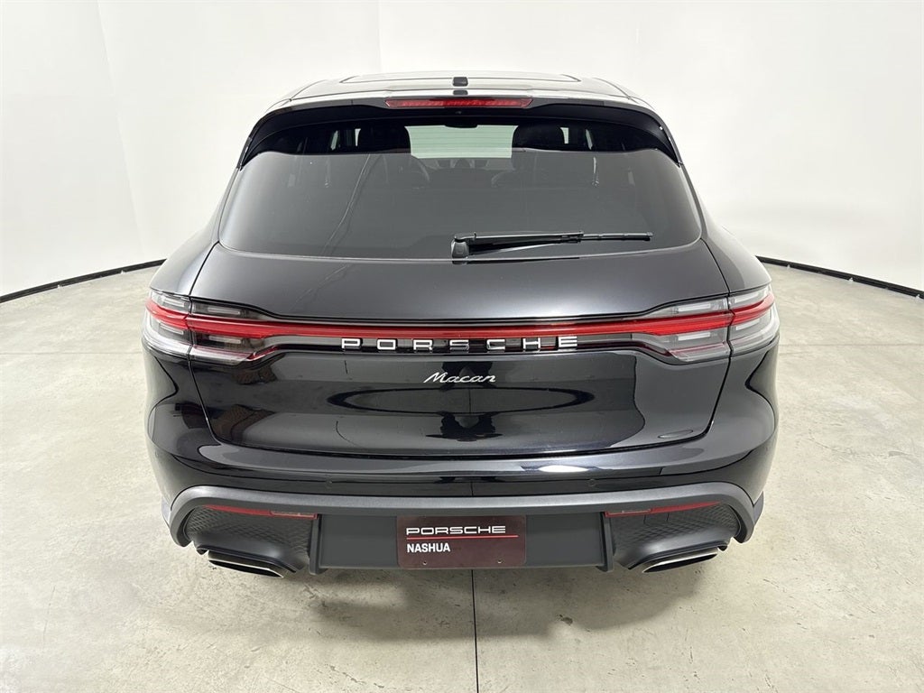 2026 Porsche Macan AWD