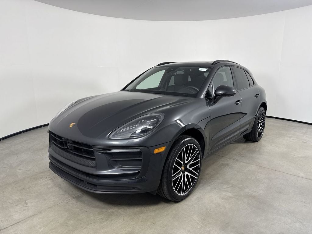 2026 Porsche Macan AWD