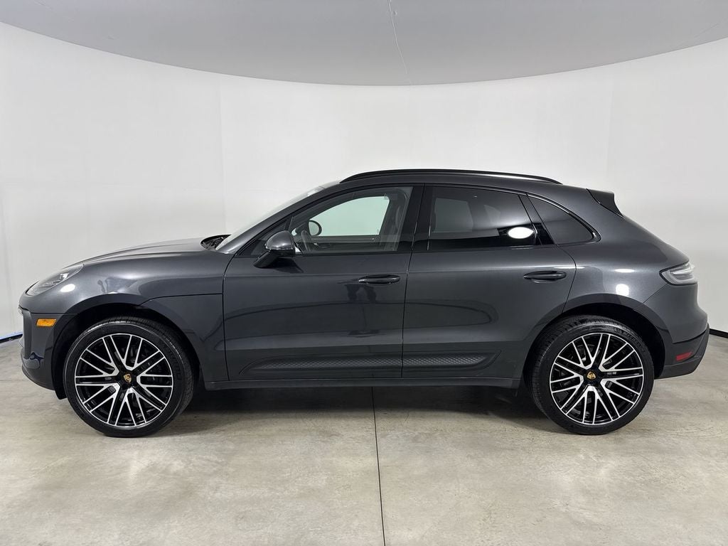 2026 Porsche Macan AWD