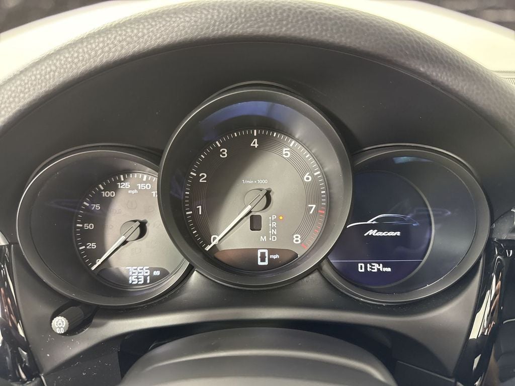 2026 Porsche Macan AWD