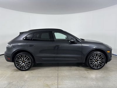 2026 Porsche Macan AWD