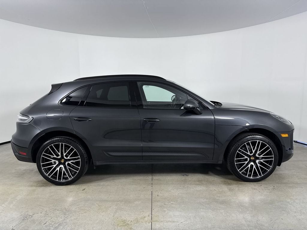 2026 Porsche Macan AWD