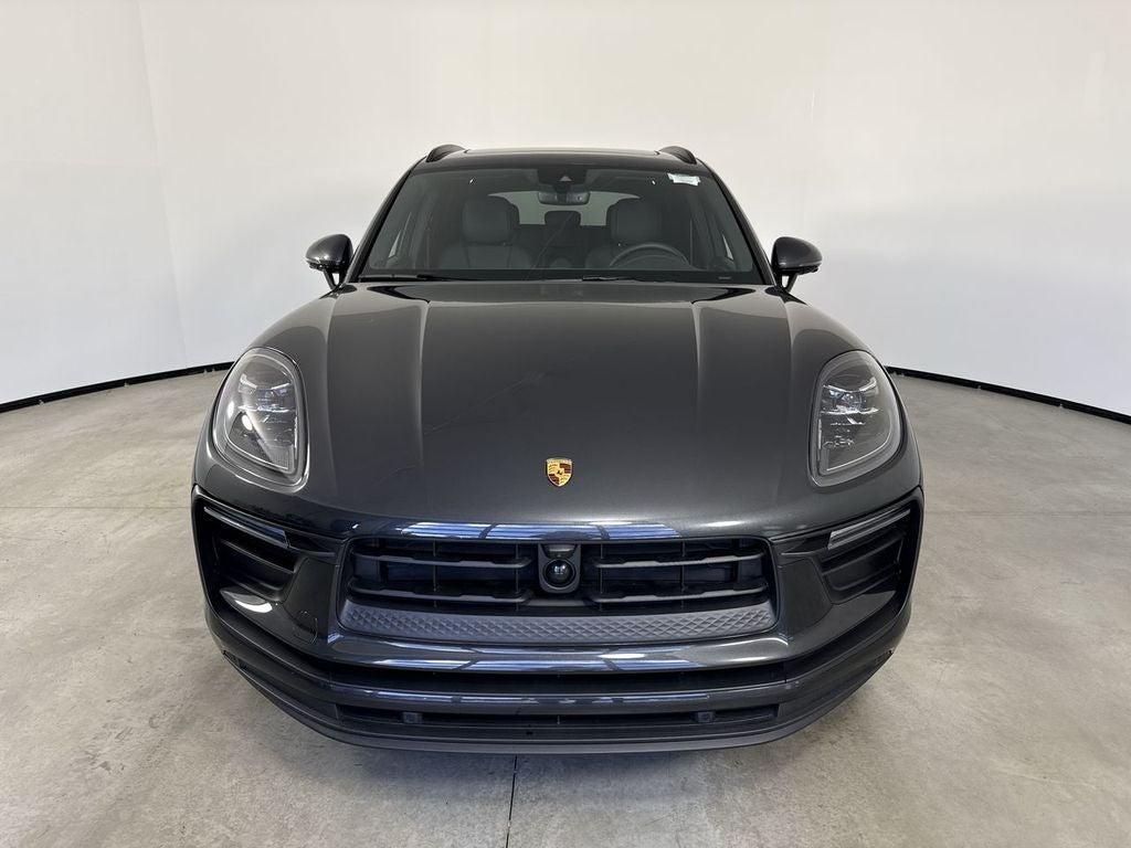 2026 Porsche Macan AWD