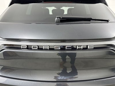 2026 Porsche Macan AWD