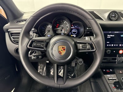 2026 Porsche Macan AWD