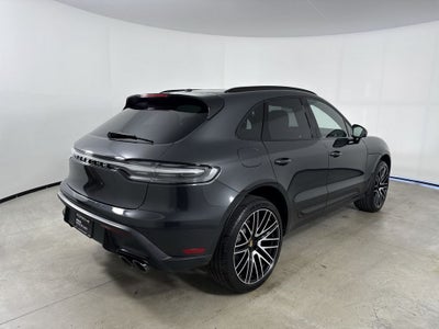 2026 Porsche Macan AWD