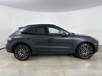 2026 Porsche Macan AWD