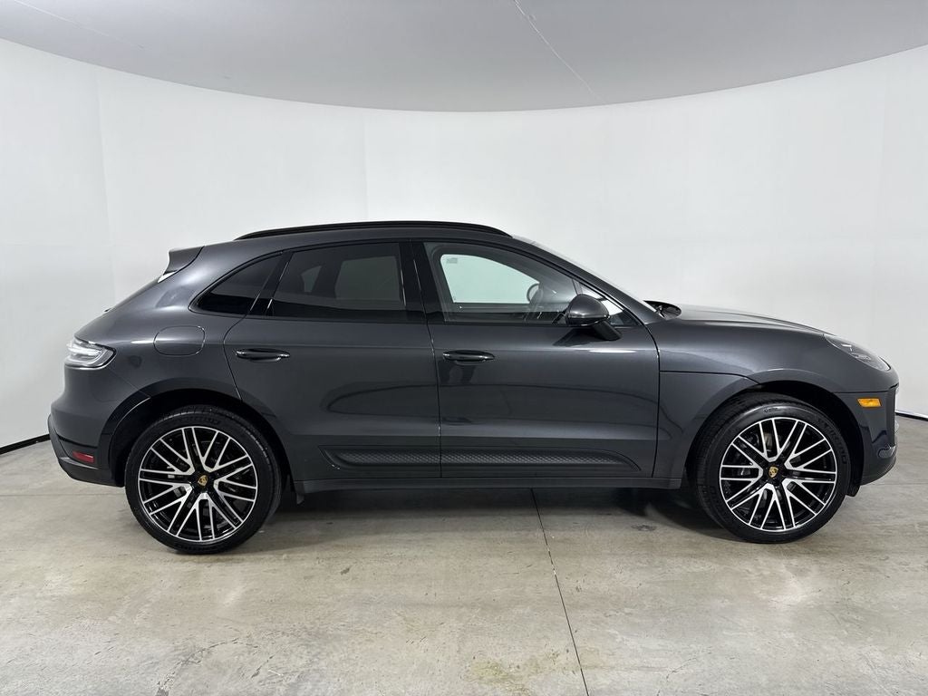 2026 Porsche Macan AWD