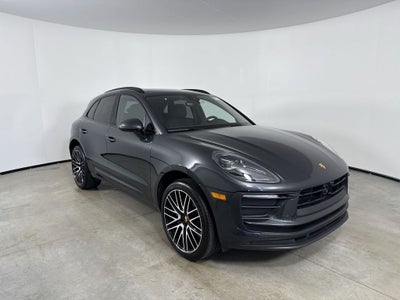2026 Porsche Macan AWD