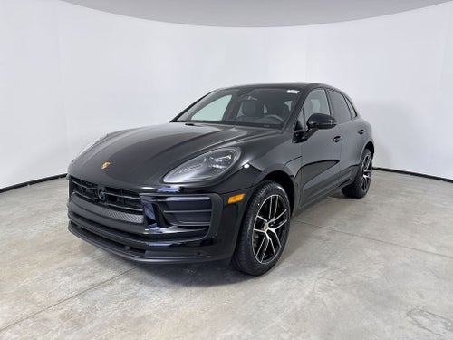 2026 Porsche Macan AWD