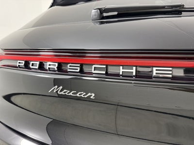 2026 Porsche Macan AWD