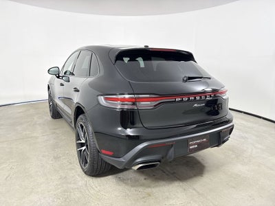 2026 Porsche Macan AWD