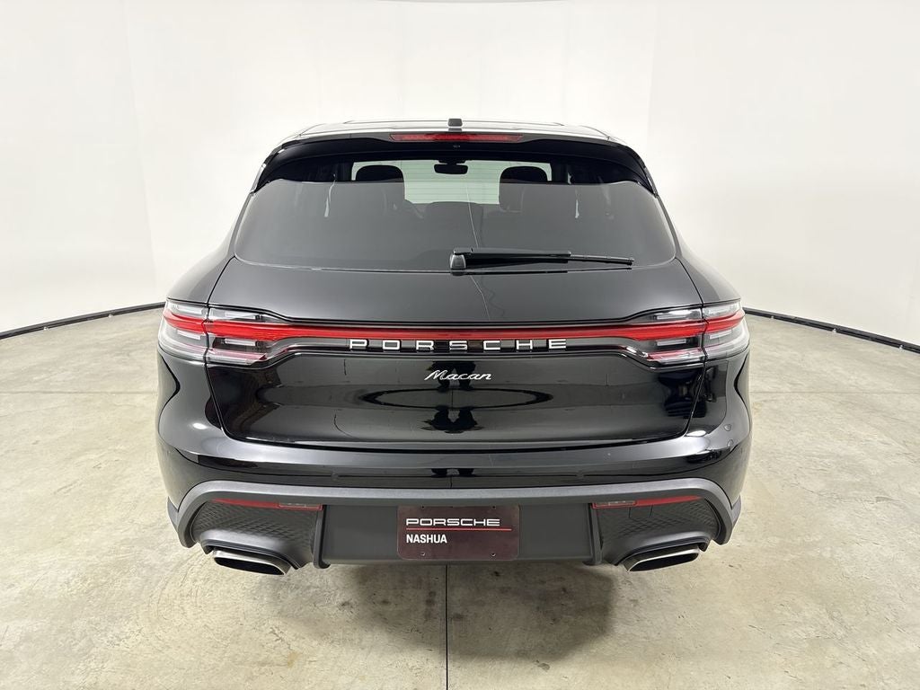 2026 Porsche Macan AWD