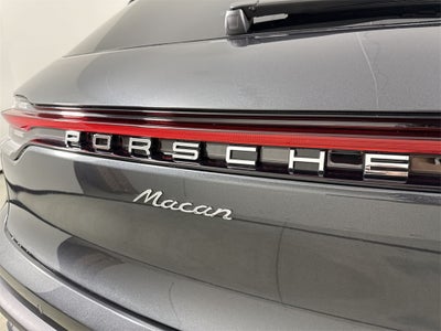 2026 Porsche Macan AWD