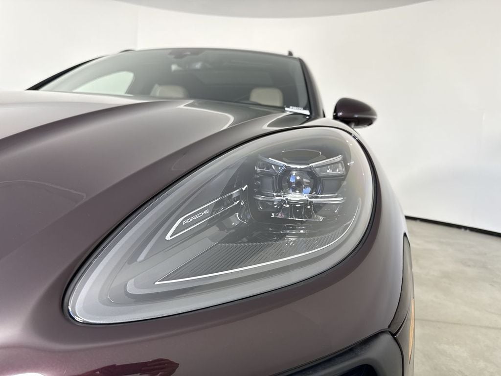 2026 Porsche Macan Macan