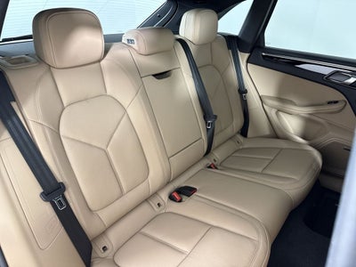 2026 Porsche Macan AWD