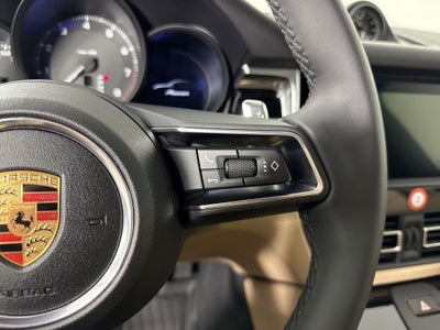 2026 Porsche Macan AWD