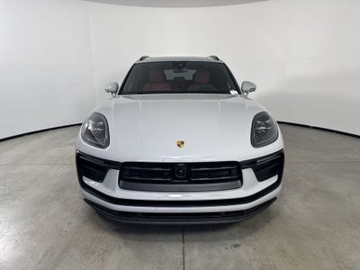 2026 Porsche Macan AWD