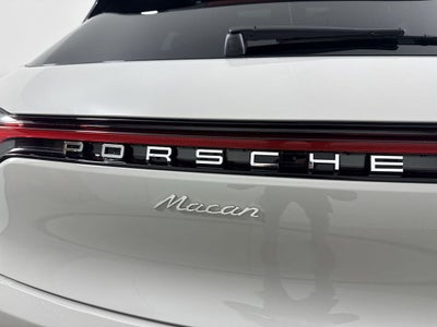2026 Porsche Macan AWD