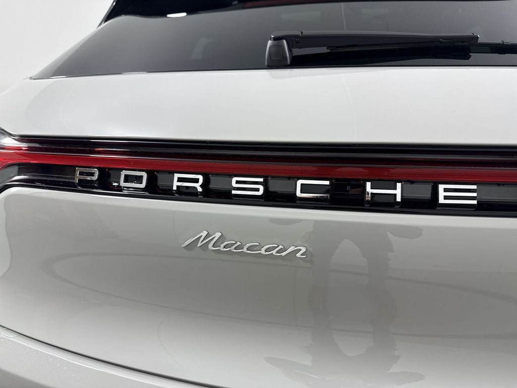 2026 Porsche Macan AWD