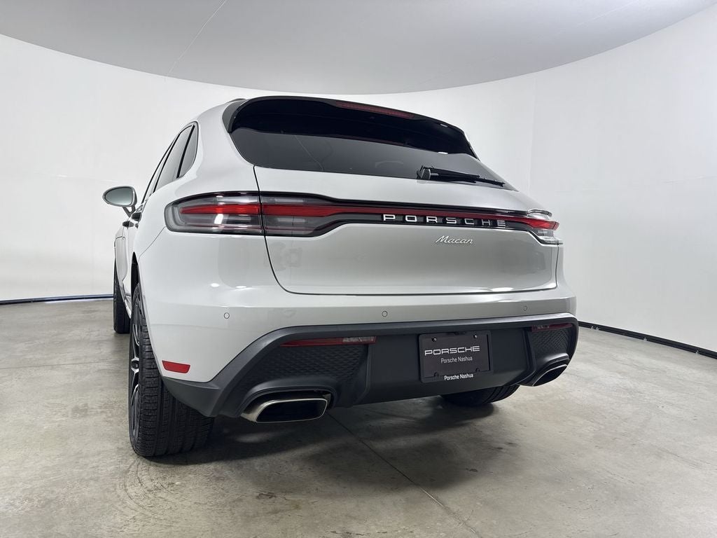 2026 Porsche Macan AWD