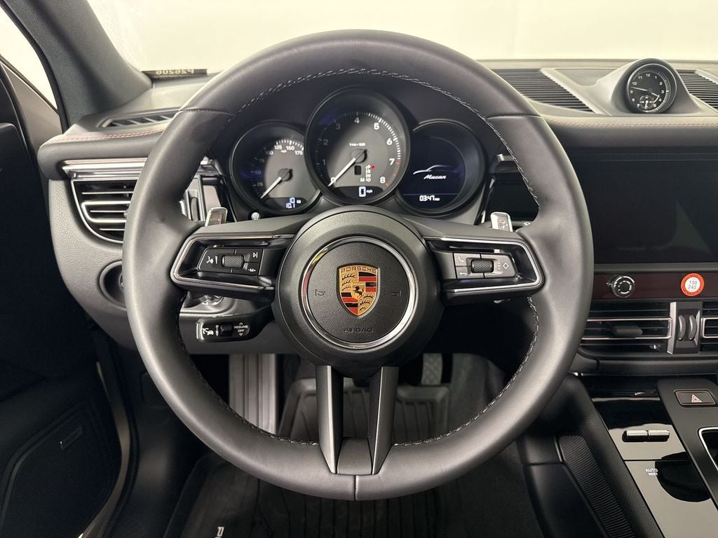 2026 Porsche Macan AWD