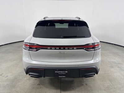2026 Porsche Macan AWD