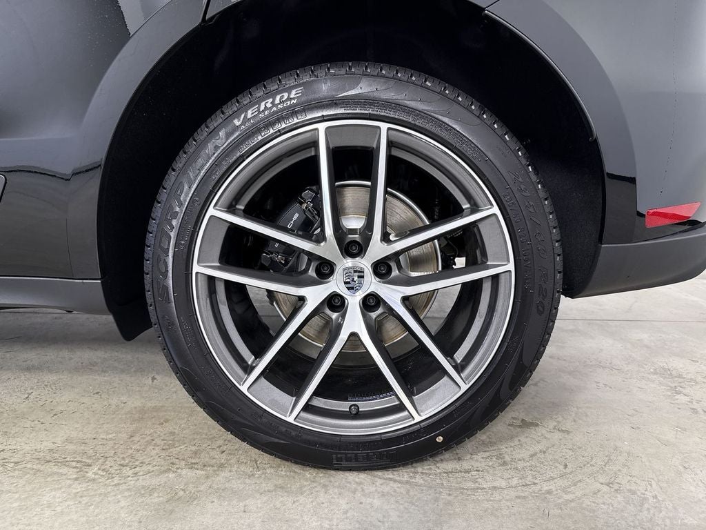 2026 Porsche Macan AWD