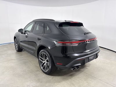 2026 Porsche Macan AWD