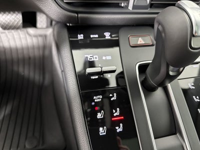 2026 Porsche Macan AWD