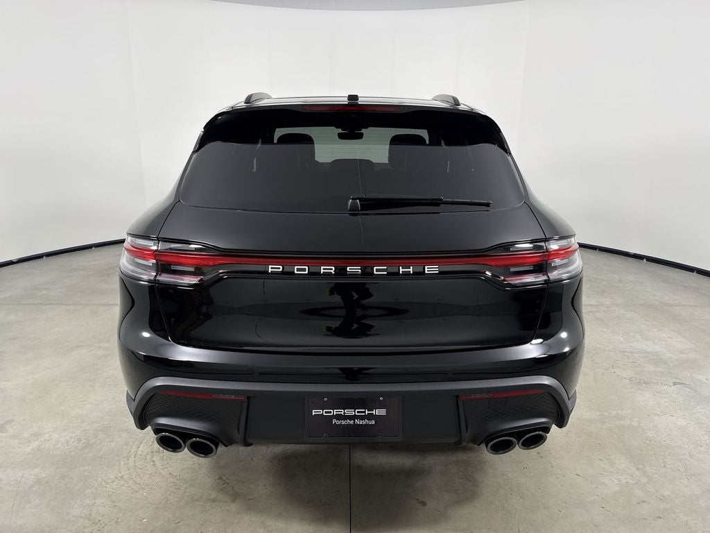 2026 Porsche Macan AWD