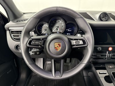 2026 Porsche Macan AWD