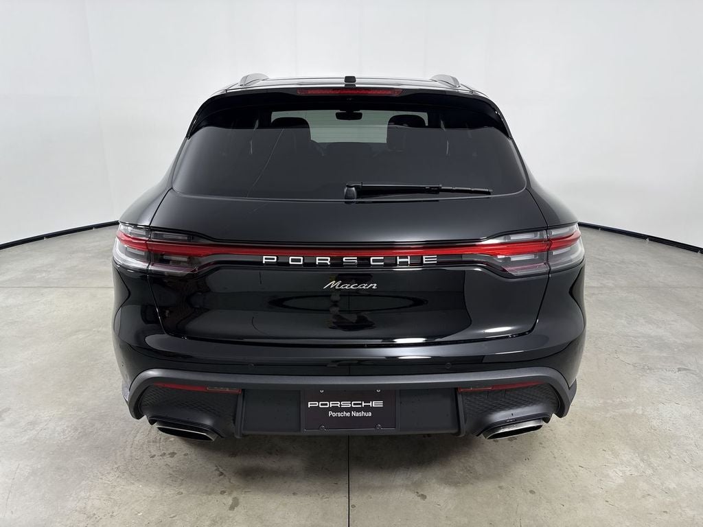2026 Porsche Macan AWD