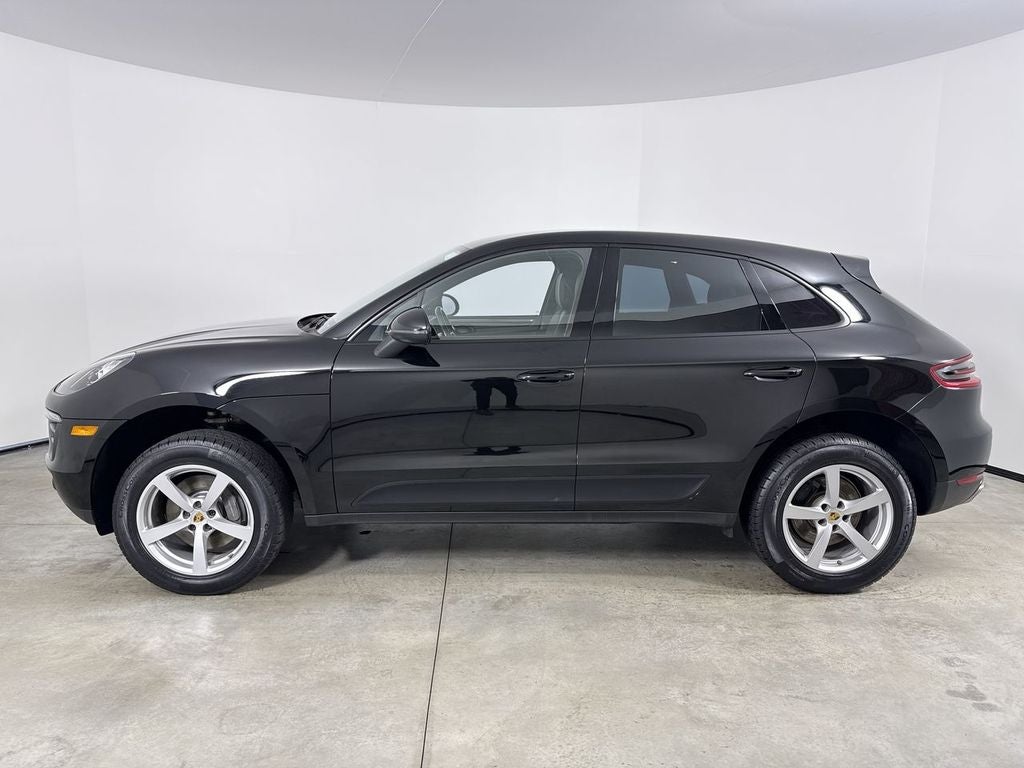 2018 Porsche Macan Base