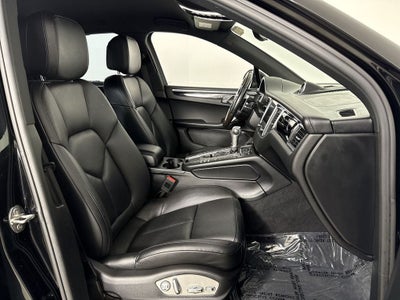 2018 Porsche Macan Base
