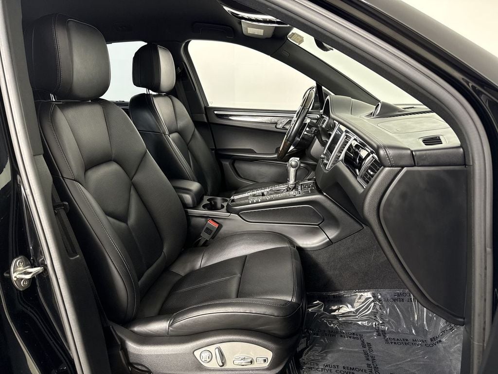 2018 Porsche Macan Base